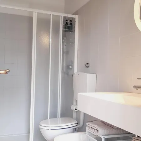 Lägenhet Flat In Milano, Isola