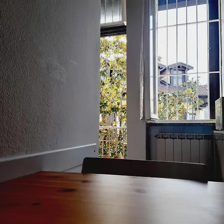 Flat In Milano, Isola Milan